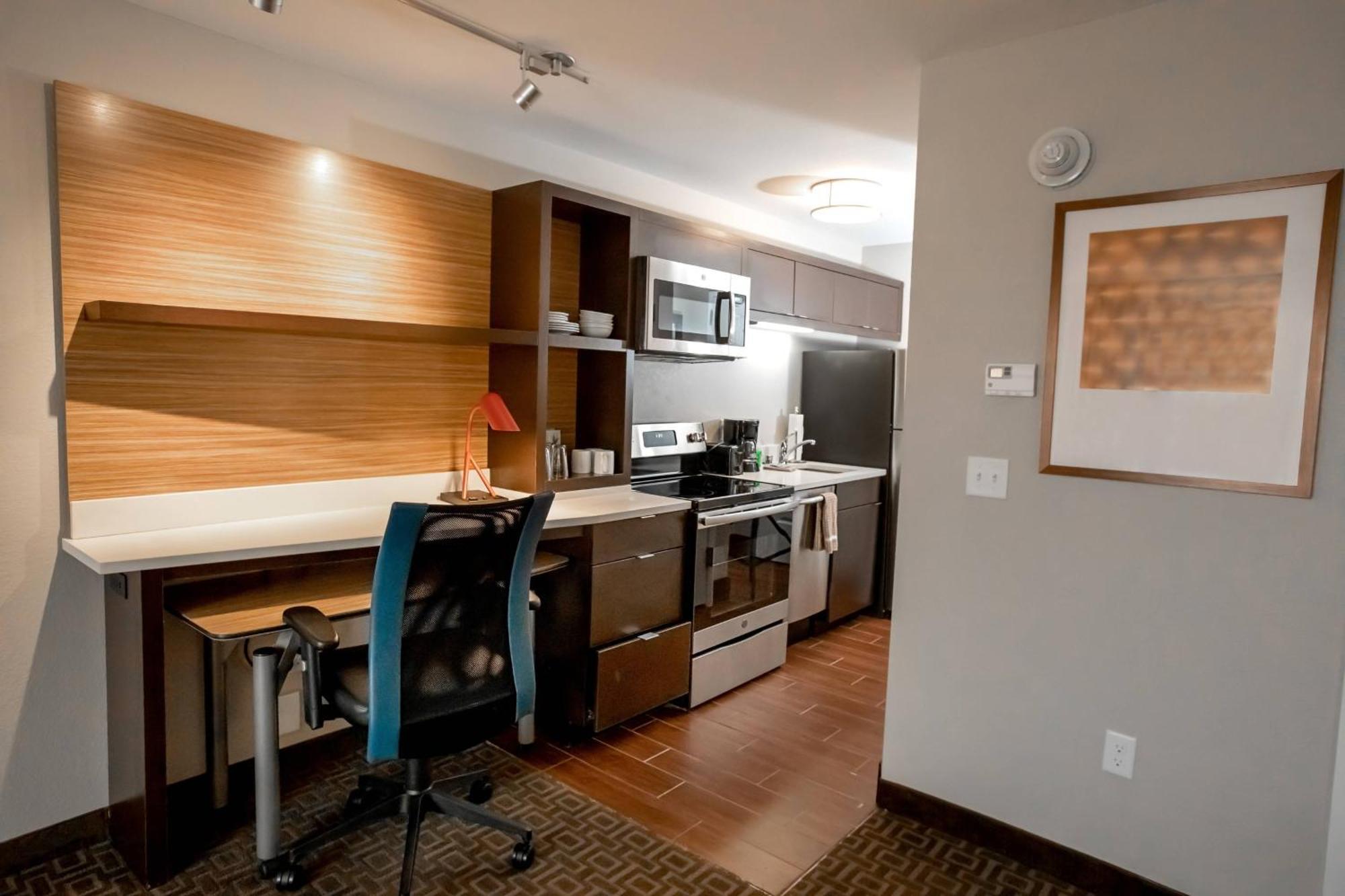 Towneplace Suites By Marriott Louisville Airport Exterior foto