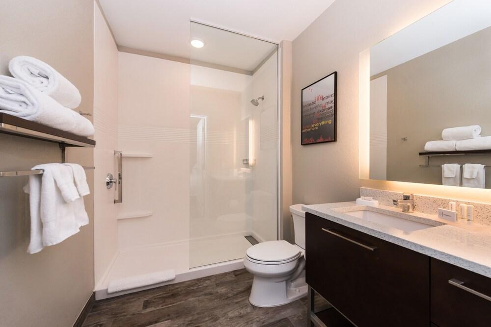 Towneplace Suites By Marriott Louisville Airport Exterior foto